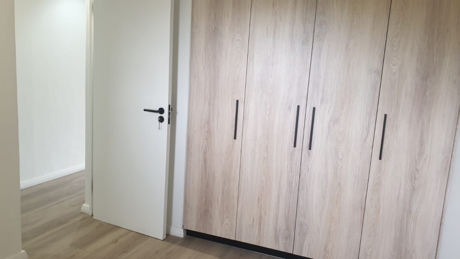 1 Bedroom Property for Sale in Table View Western Cape